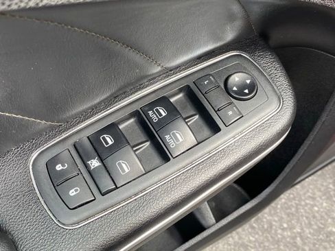 Used 2018 Dodge Charger GT AWD/4WD image 11