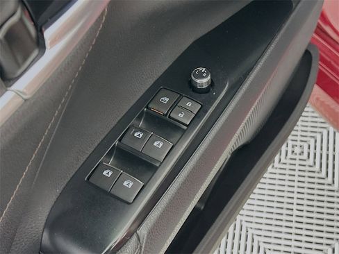 Used 2018 Toyota Camry XLE image 20