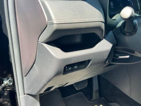 Certified 2025 Toyota RAV4 XLE AWD/4WD image 15