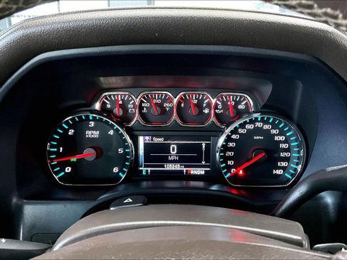 Used 2015 Chevrolet Silverado 1500 LTZ AWD/4WD image 12