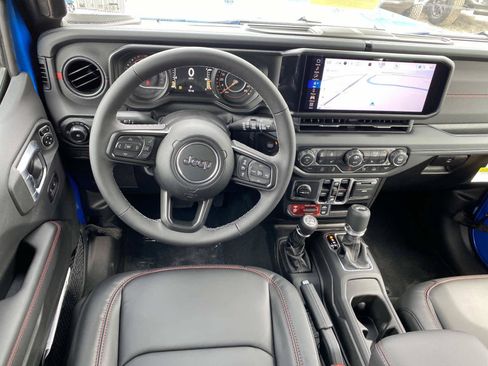 New 2026 Jeep Wrangler Unlimited Rubicon AWD/4WD image 9
