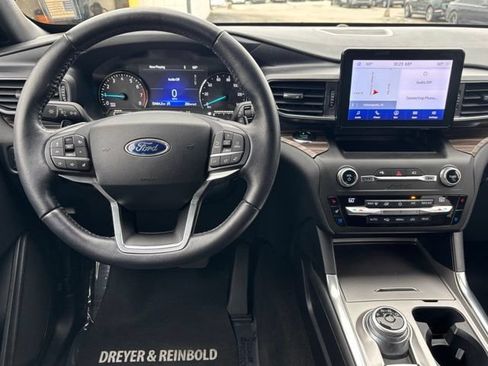 Used 2020 Ford Explorer Limited w/ Class III Trailer Tow Package AWD/4WD image 21