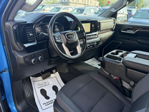 Used 2024 GMC Sierra 1500 Elevation AWD/4WD image 11