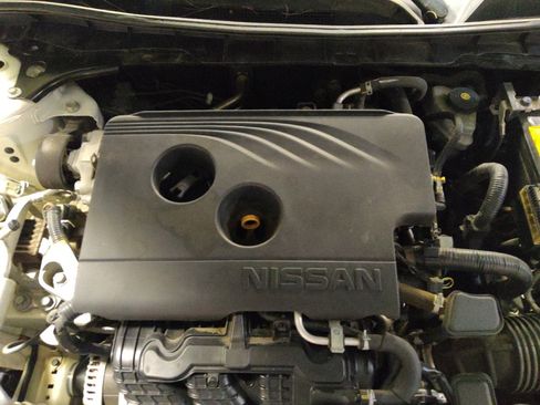 Used 2020 Nissan Altima 2.5 S FWD image 30