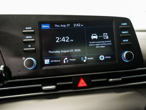 Used 2024 Hyundai Elantra SE FWD image 23