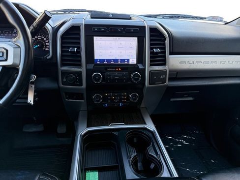 Used 2020 Ford F250 Lariat w/ Tremor Off-Road Package AWD/4WD image 15