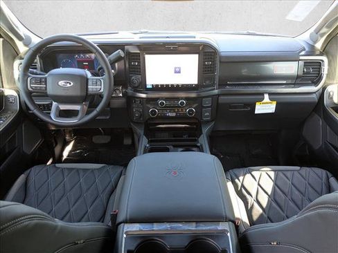 New 2026 Ford F250 Lariat w/ Black Appearance Package AWD/4WD image 13
