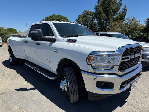 Used 2024 RAM 3500 Big Horn AWD/4WD image 7