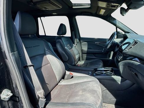 Used 2021 Honda Pilot Black Edition image 33