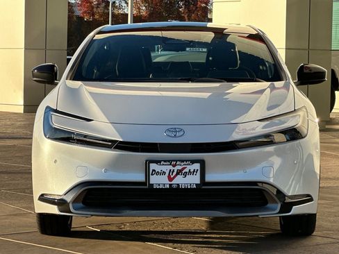New 2026 Toyota Prius Limited FWD image 10