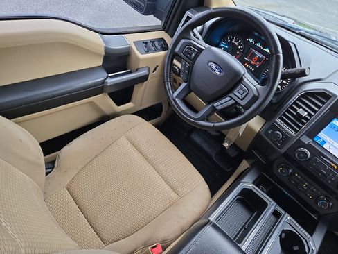 Used 2019 Ford F150 XLT w/ Equipment Group 302A Luxury AWD/4WD image 20