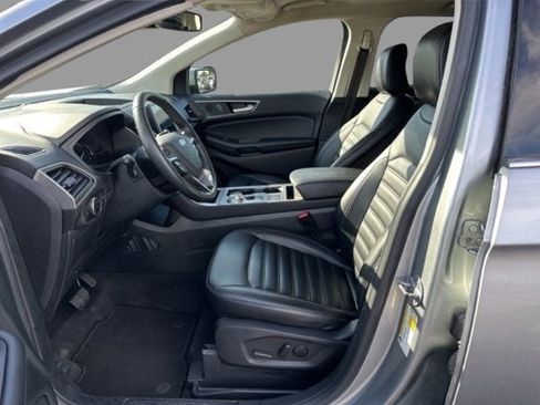 Certified 2024 Ford Edge SEL image 11