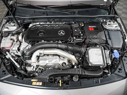 Certified 2026 Mercedes-Benz CLA 250 image 4