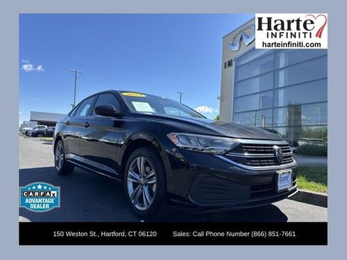 Used 2024 Volkswagen Jetta SE FWD image 1