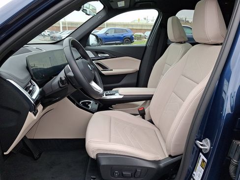 Certified 2025 BMW X1 xDrive28i w/ Premium Package image 14
