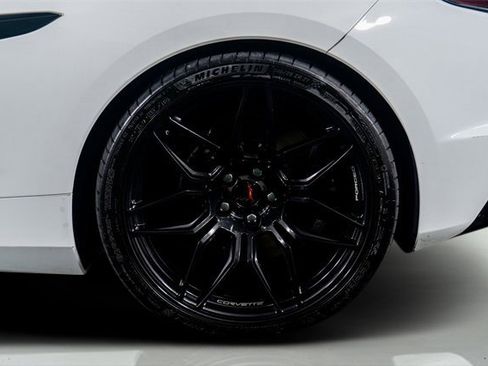 Used 2024 Chevrolet Corvette Z06 image 17