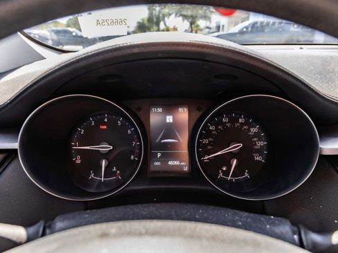 Used 2021 Toyota C-HR LE image 14