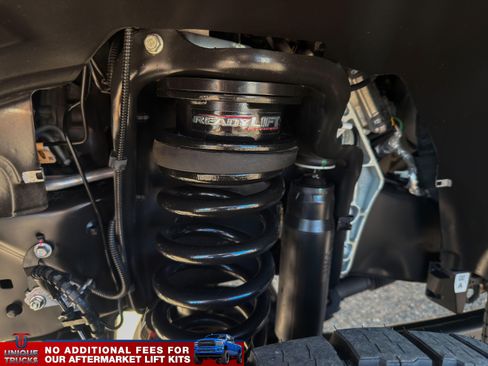 Used 2024 Ford F350 Platinum w/ Tremor Off-Road Package image 4