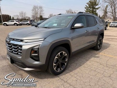 New 2026 Chevrolet Equinox LT image 3