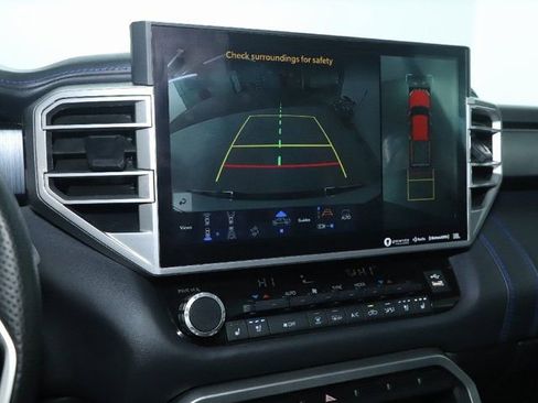 Used 2024 Toyota Tundra Platinum image 32