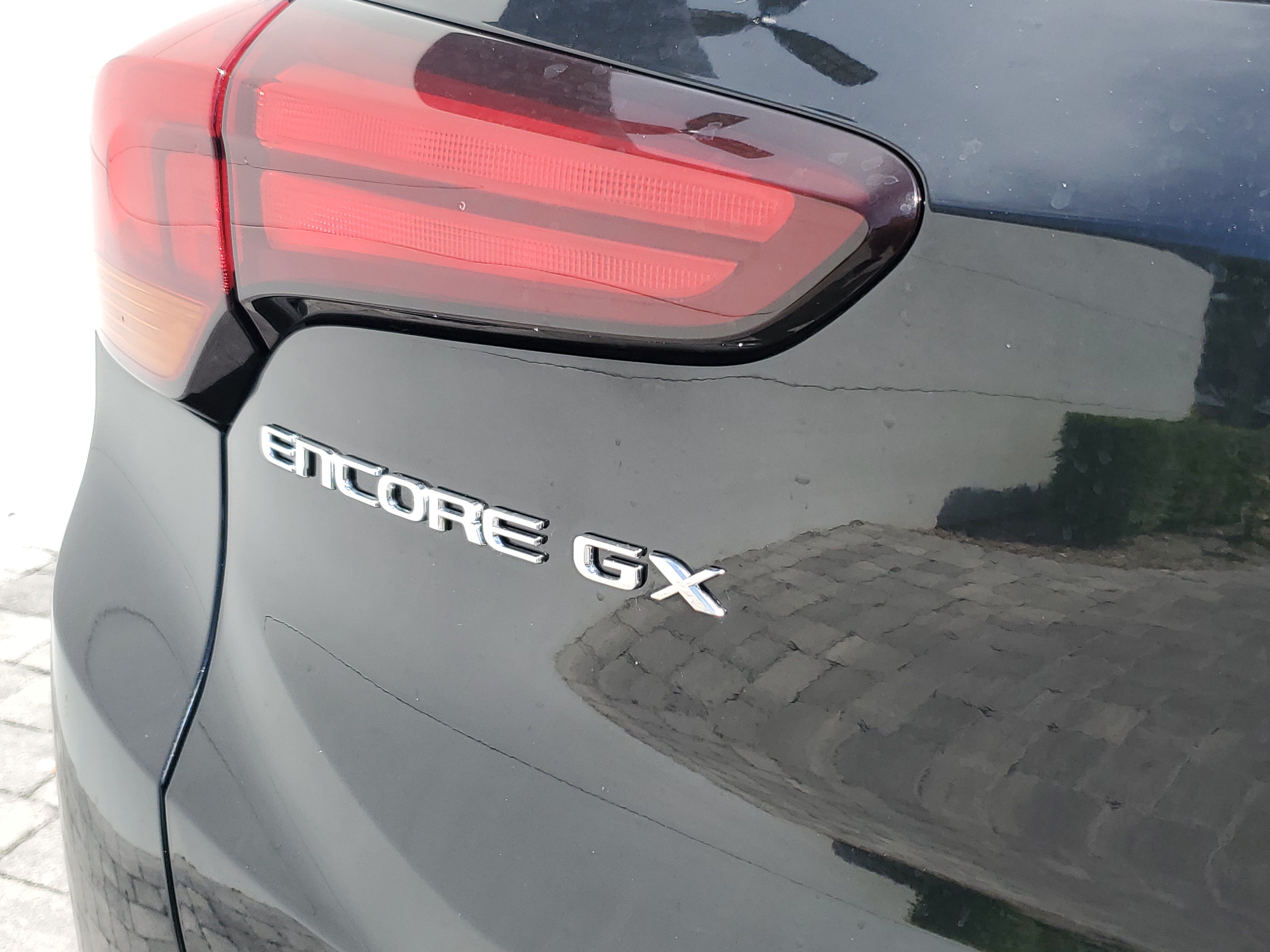 Certified 2024 Buick Encore GX Preferred FWD image 8