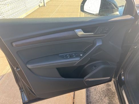 Used 2023 Audi Q5 2.0T Premium Plus w/ Premium Plus Package image 57