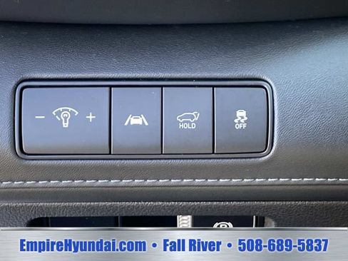 Used 2022 Hyundai Santa Fe Limited w/ Cargo Package AWD/4WD image 15