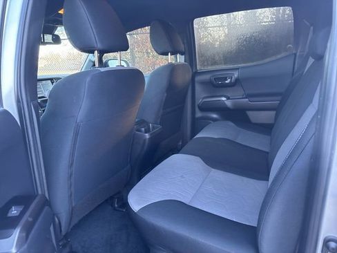 Used 2023 Toyota Tacoma 4x4 Double Cab image 14
