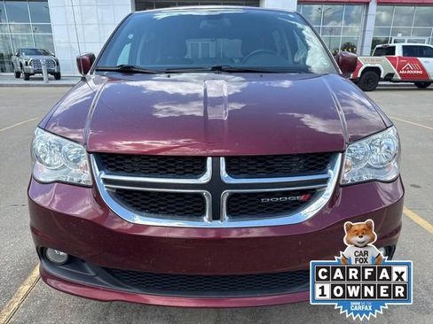Used 2019 Dodge Grand Caravan SXT FWD image 12