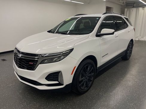 Used 2023 Chevrolet Equinox RS w/ LPO, Floor Liner Package AWD/4WD image 4