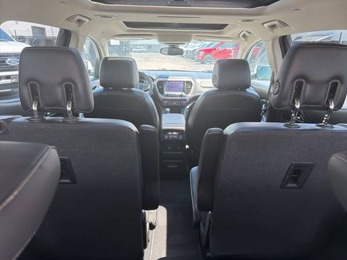 Used 2018 GMC Acadia Denali w/ Technology Package AWD/4WD image 12