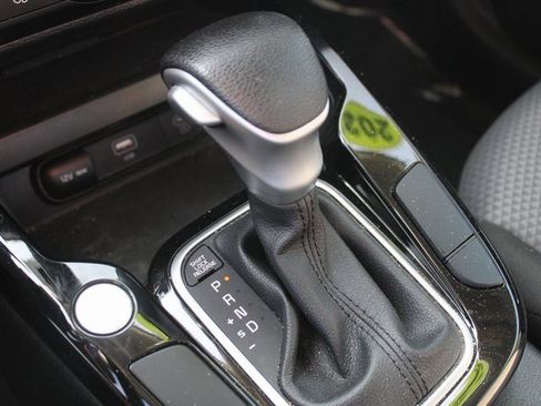 Used 2023 Kia Soul S image 11