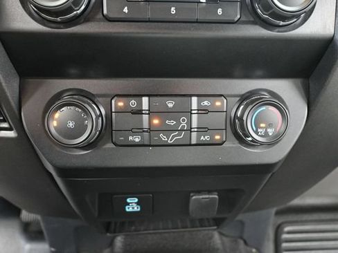 Used 2022 Ford F250 XL w/ Power Equipment Group AWD/4WD image 28