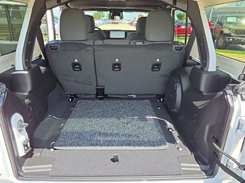 New 2026 Jeep Wrangler Unlimited Sport AWD/4WD image 16