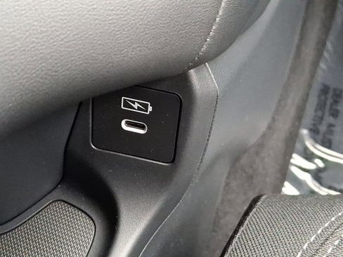 Certified 2025 Honda HR-V LX image 24