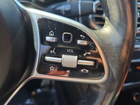 Used 2020 Mercedes-Benz GLC 300 4MATIC Coupe image 20