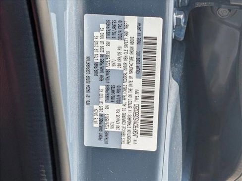 Used 2025 MAZDA CX-5 Carbon Edition image 14