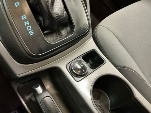 Used 2015 Ford Escape SE image 21