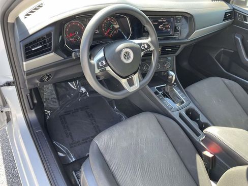 Used 2019 Volkswagen Jetta SE image 15