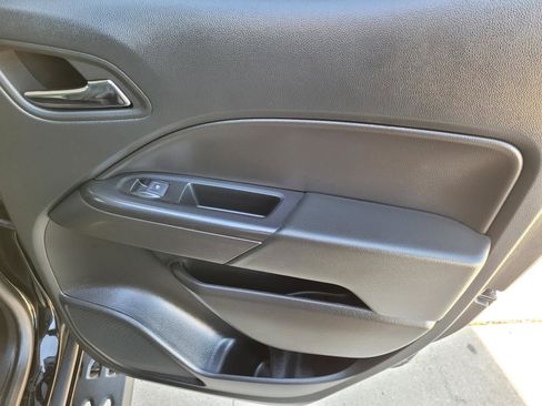 Used 2022 Chevrolet Colorado ZR2 image 11