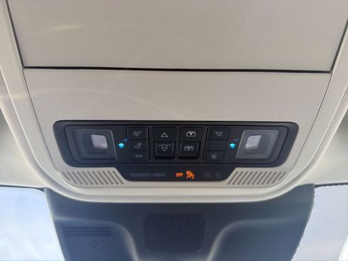 Used 2025 Ford Expedition Max Active image 22