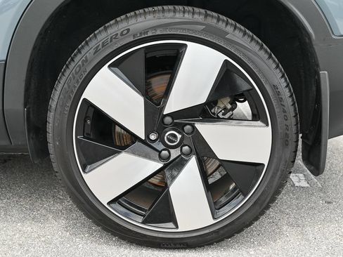Used 2023 Volvo C40 P8 Recharge Ultimate AWD/4WD image 8