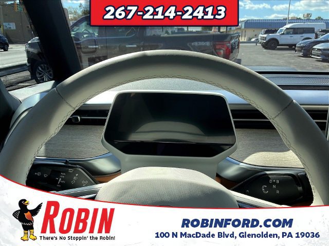 Used 2025 Volkswagen ID. Buzz 1st Edition w/ Cupholders Package AWD/4WD image 15