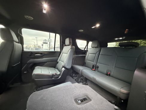 New 2026 GMC Yukon XL AT4 image 27