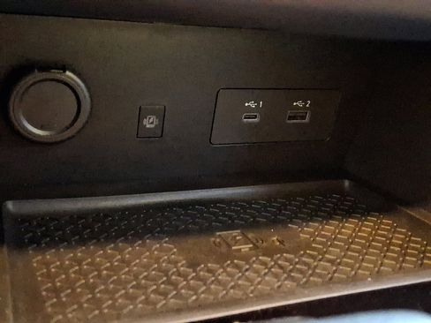 New 2025 Nissan Pathfinder SL image 15