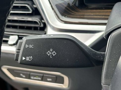 Used 2025 BMW X7 xDrive40i AWD/4WD image 31