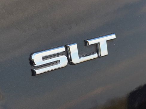 Used 2017 GMC Acadia Limited SLT AWD/4WD image 22