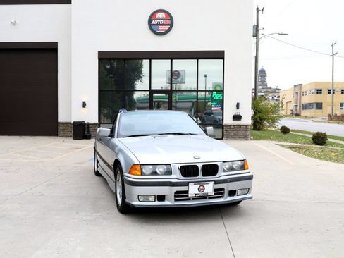 Used 1999 BMW 328i Convertible RWD image 1