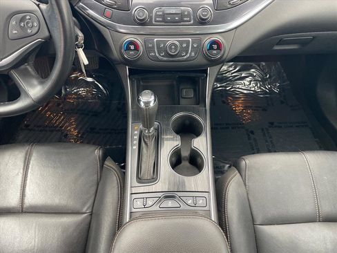 Used 2016 Chevrolet Impala LT w/ Leather Package image 17