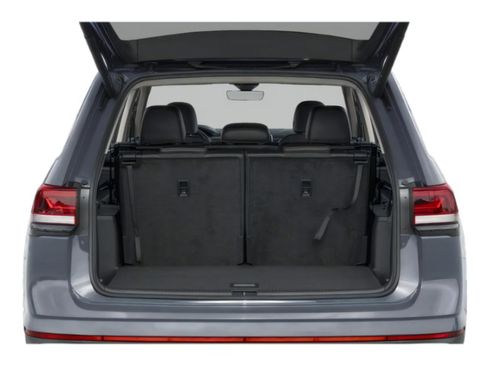 Used 2024 Volkswagen Atlas Peak Edition SE AWD/4WD image 10